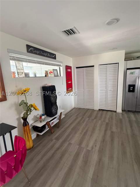 916 NW 8th St 6, Florida City FL - photo 10 of 20