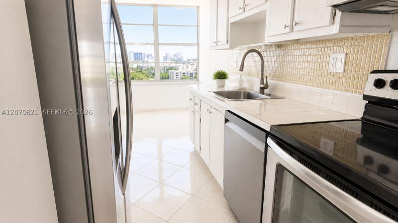 2 bedroom Condominium at 231 174th St 1215, Winston Towers 400 Condo, Sunny Isles Beach — photo 4