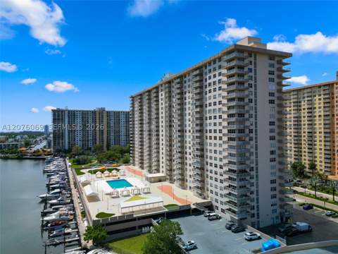 250 174th St 2304, Sunny Isles Beach FL - photo 18 of 76