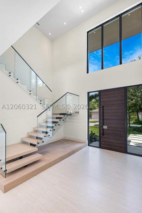 970 NE 92nd St, Miami Shores FL - photo 10 of 102