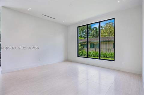 970 NE 92nd St, Miami Shores FL - photo 15 of 102