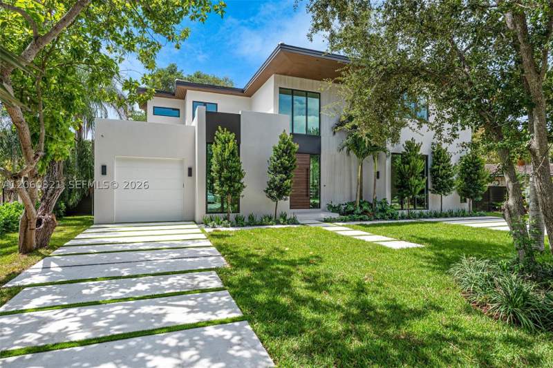 7 bedroom SingleFamilyResidence at 970 NE 92nd St, Amd Pl Golden Gate Pk, Miami Shores — photo 3