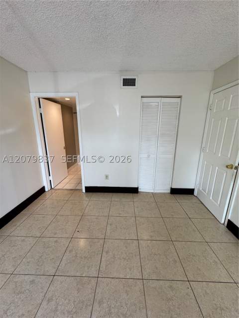 18224 Mediterranean Blvd 2-17, Miami FL - photo 10 of 27