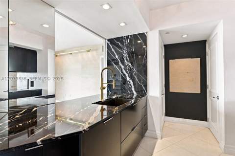 400 Alton Rd 1804, Miami Beach FL - photo 16 of 41
