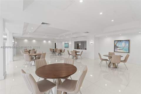 6450 Collins Ave 205, Miami Beach FL - photo 9 of 39