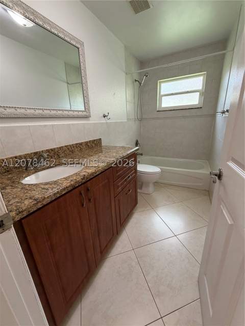 250 NE 87th St, El Portal FL - photo 11 of 12