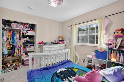 18569 SW 89th Pl, Cutler Bay FL - photo 17 of 38