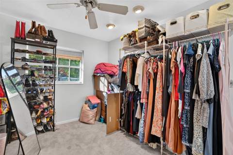 18569 SW 89th Pl, Cutler Bay FL - photo 24 of 38