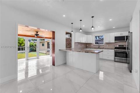 9450 SW 25th Dr, Miami FL - photo 10 of 41