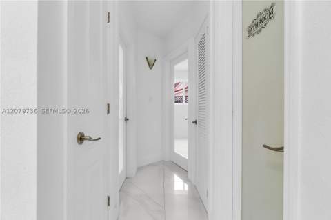 9450 SW 25th Dr, Miami FL - photo 16 of 41