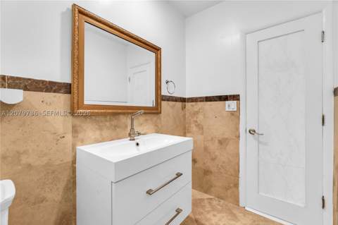 9450 SW 25th Dr, Miami FL - photo 18 of 41