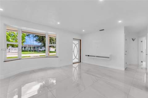 9450 SW 25th Dr, Miami FL - photo 8 of 41