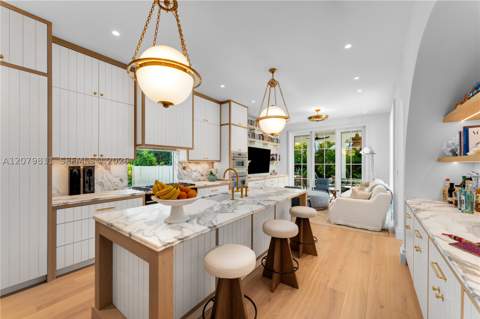 544 Warren Ln, Key Biscayne FL - photo 19 of 59