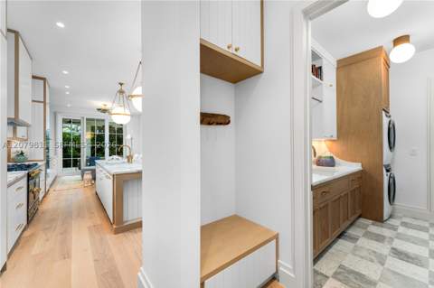 544 Warren Ln, Key Biscayne FL - photo 21 of 59