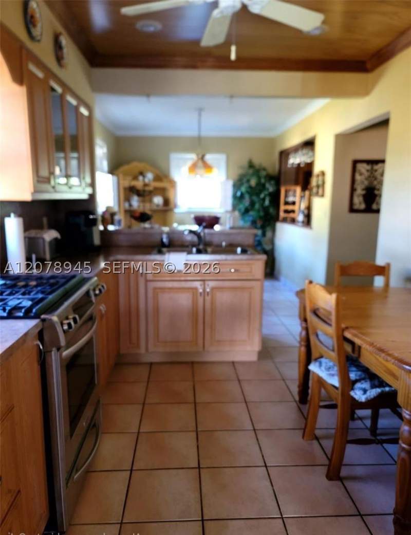 3 bedroom SingleFamilyResidence at 1645 SW 83rd Ave, Westchester Part 1, Miami — photo 4