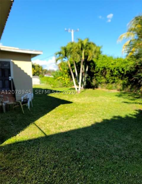 1645 SW 83rd Ave, Miami FL - photo 6 of 24