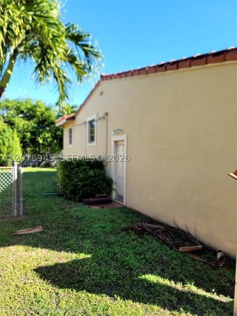 1645 SW 83rd Ave, Miami FL - photo 7 of 24