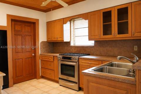 1645 SW 83rd Ave, Miami FL - photo 9 of 24