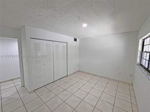 18905 NW 62nd Ave 204, Hialeah FL - photo 10 of 17