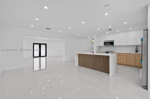 1200 NE 204th Ter, Miami FL - photo 10 of 51