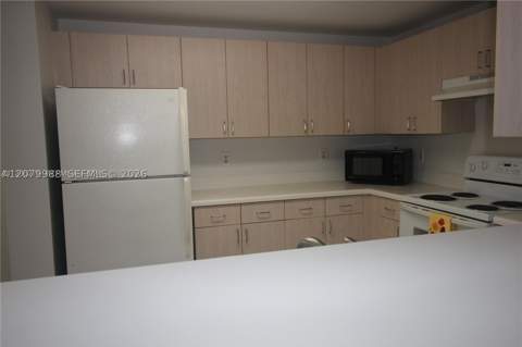 50 Menores Ave 611, Coral Gables FL - photo 11 of 27