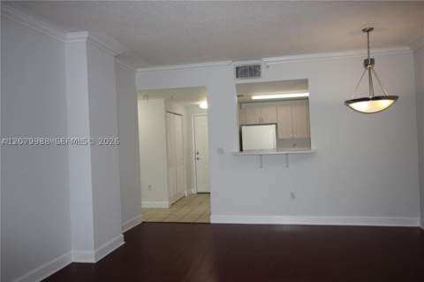 50 Menores Ave 611, Coral Gables FL - photo 7 of 27