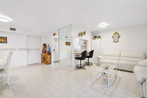 5825 W 25 Ct 212, Hialeah FL - photo 12 of 32