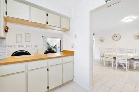 5825 W 25 Ct 212, Hialeah FL - photo 18 of 32