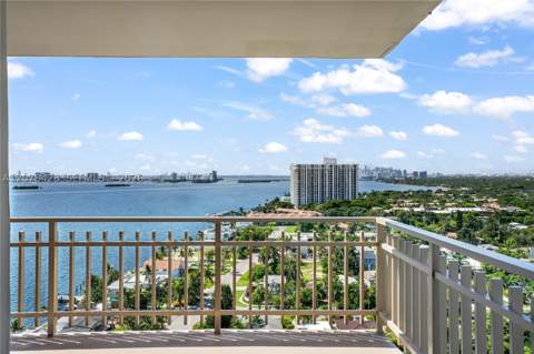 11113 Biscayne Blvd 1951, Miami FL - photo 15 of 63