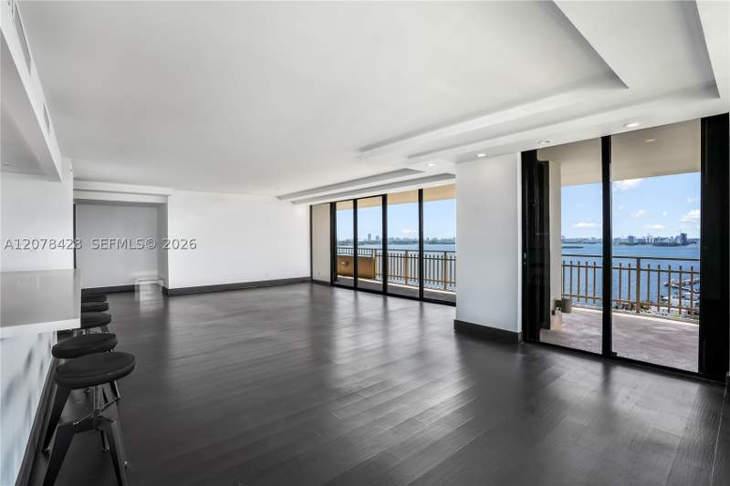2 bedroom Condominium at 11113 Biscayne Blvd 1951, Jockey Club III Condo, Miami — photo 2