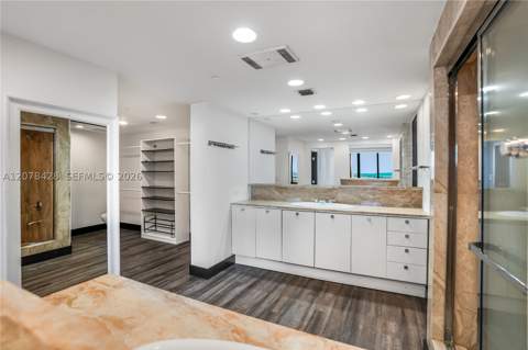 11113 Biscayne Blvd 1951, Miami FL - photo 22 of 63