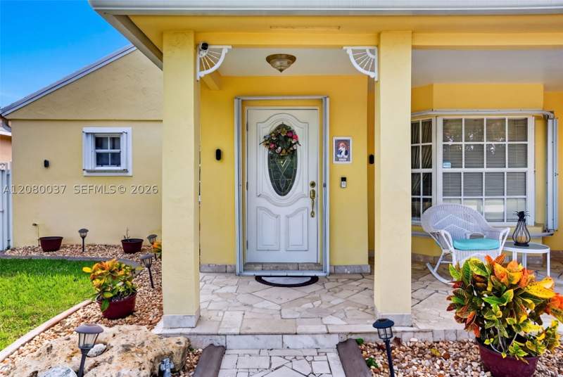 3 bedroom SingleFamilyResidence at 15421 SW 144th Ct, American Homes, Miami — photo 4