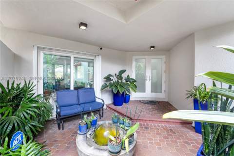 5348 NW 106th Ct, Doral FL - photo 7 of 80