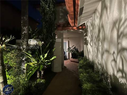 5348 NW 106th Ct, Doral FL - photo 9 of 80