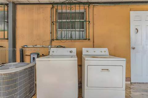 503 NW 43rd Pl, Miami FL - photo 20 of 25