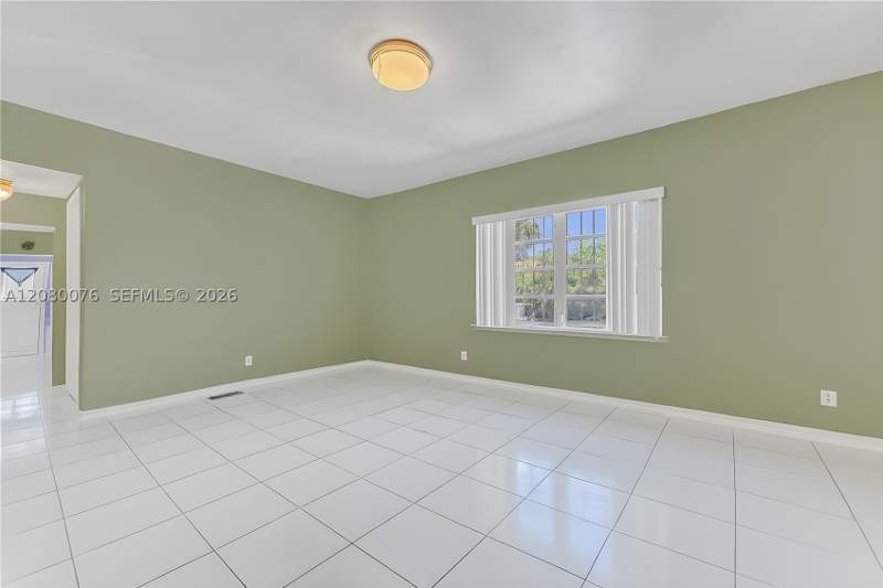 2 bedroom SingleFamilyResidence at 503 NW 43rd Pl, Waterman Park, Miami — photo 4