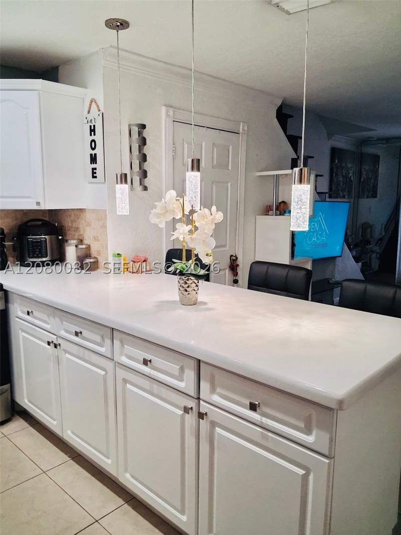 1 bedroom Condominium at 11741 SW 18th St 7-32, International Princess Co, Miami — photo 4