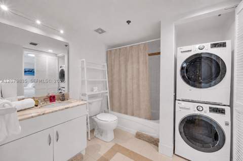 1200 Brickell Bay Dr 2904, Miami FL - photo 18 of 23