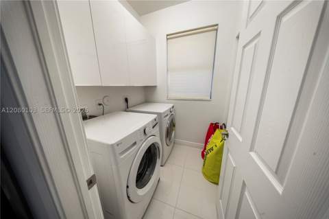10269 NW 86th St, Doral FL - photo 20 of 25