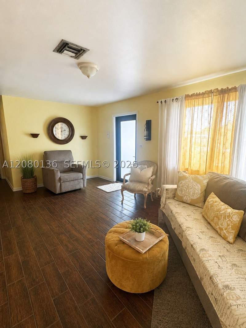 3 bedroom SingleFamilyResidence at 2901 NW 209th Ter, Liberty Homes Estates Sec, Miami Gardens — photo 3
