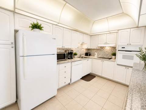 19370 Collins Avenue 301, Sunny Isles Beach FL - photo 6 of 13