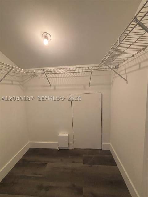 453 NE 210th Ter, Miami FL - photo 20 of 23