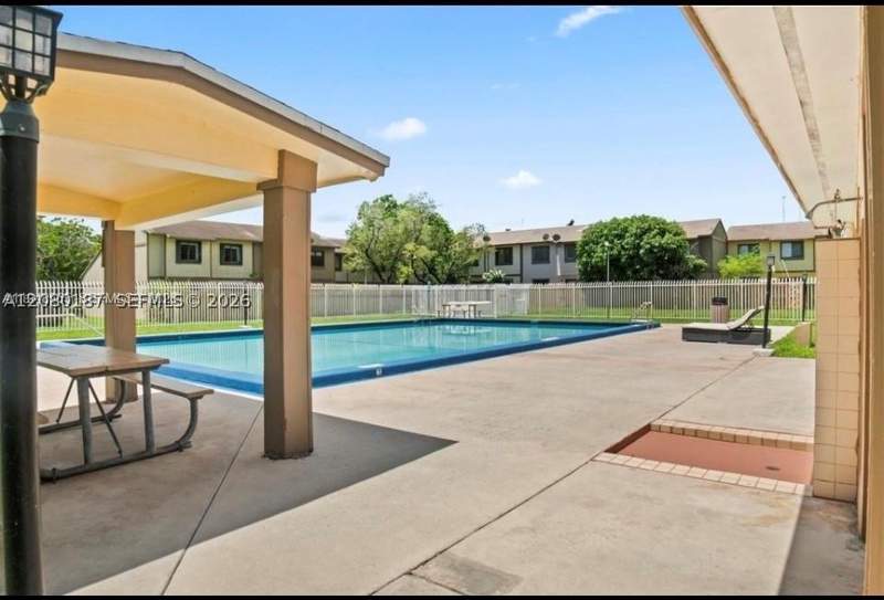 3 bedroom Townhouse at 453 NE 210th Ter, Northpointe At The Calif, Miami — photo 4