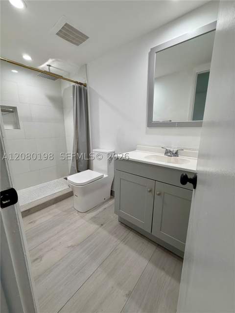 1101 NE 191st St H101, Miami FL - photo 13 of 22