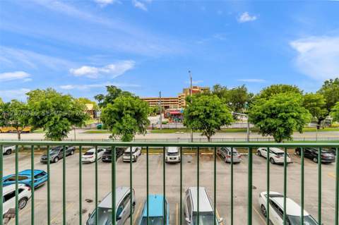 1975 W 44th Pl A302, Hialeah FL - photo 18 of 30