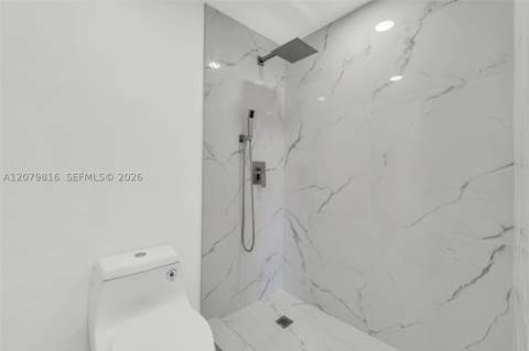 1975 W 44th Pl A302, Hialeah FL - photo 22 of 30