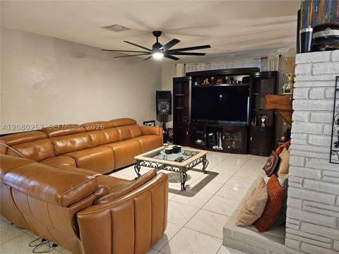 20700 Leeward Ln, Cutler Bay FL - photo 16 of 39