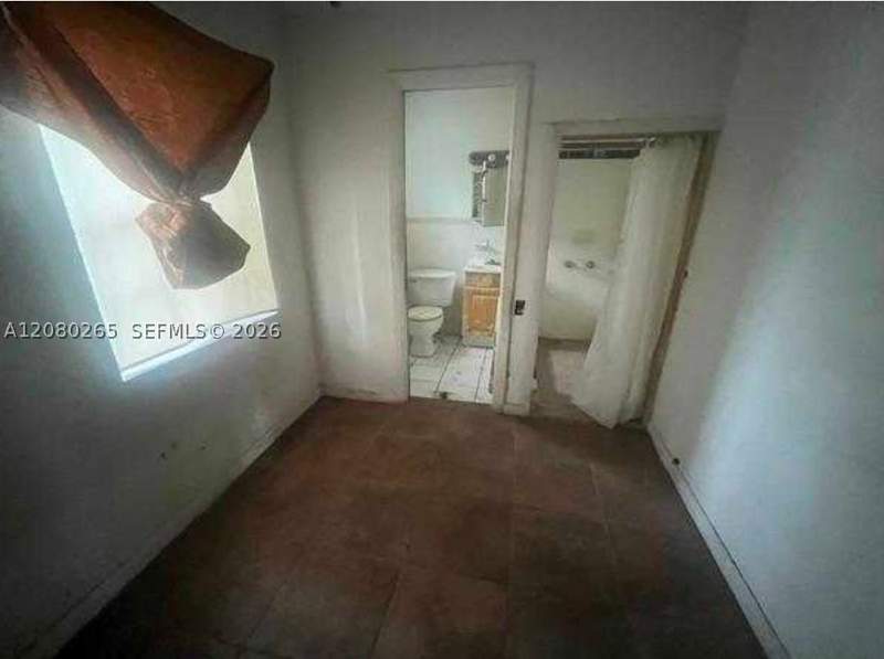 2 bedroom SingleFamilyResidence at 3708 NW 12th Ave, N Miami Estates, Miami — photo 5