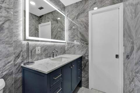 860 NW 207th St, Miami Gardens FL - photo 22 of 41