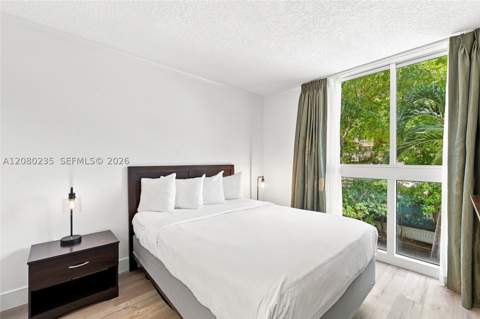 2951 S Bayshore Dr 305, Miami FL - photo 14 of 32